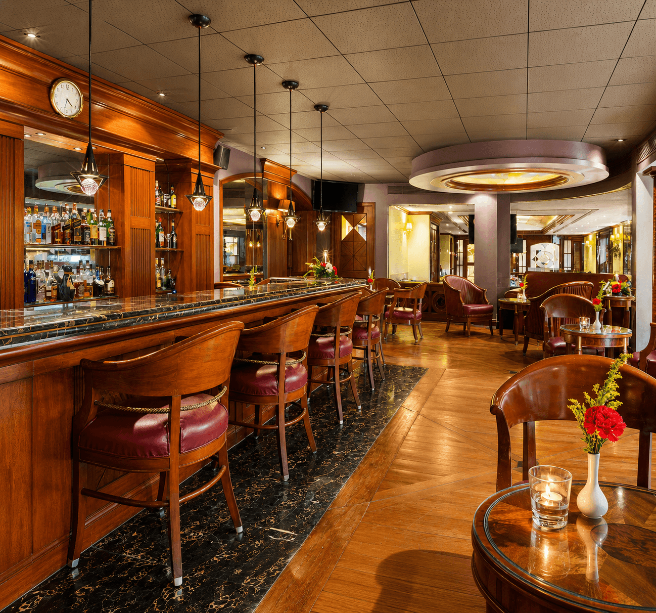 Shooters Bar at Ramada Plaza by Wyndham Palm Grove  Juhu